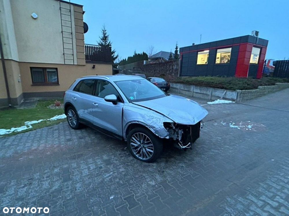 Audi Q3 40 TFSI Quattro S tronic - 2
