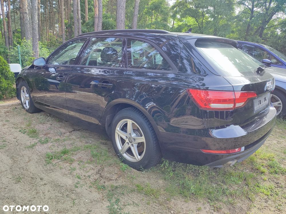 Audi A4 Avant 2.0 TDI DPF clean diesel multitronic Attraction - 3