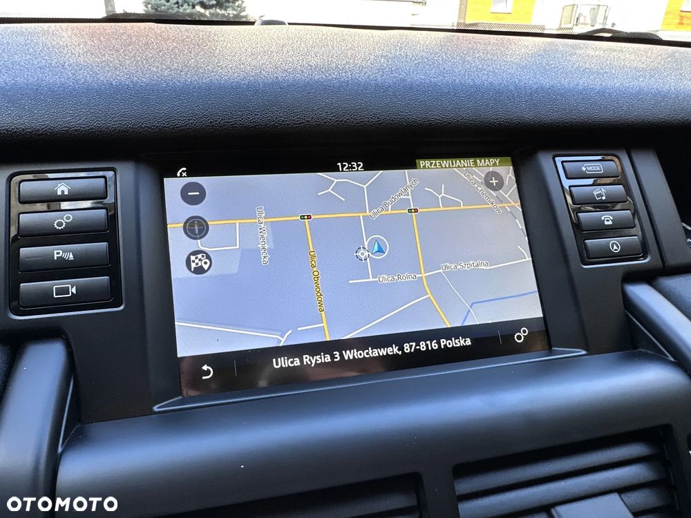 Land Rover Discovery Sport - 18