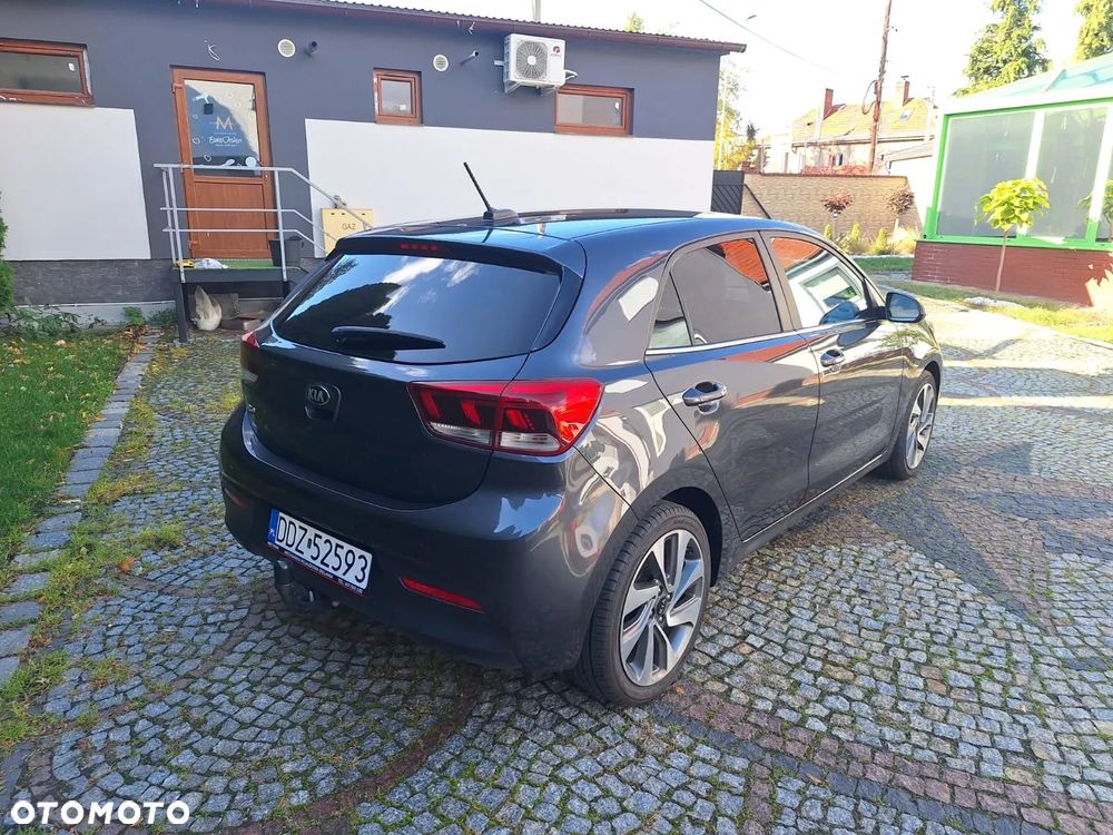 Kia Rio - 3