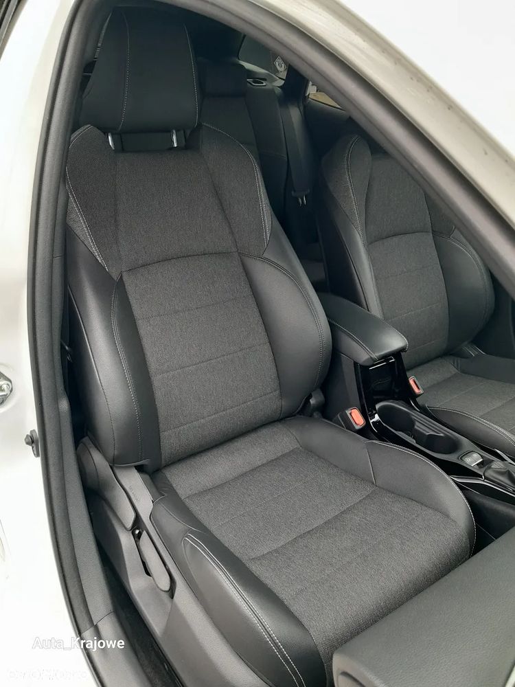 Toyota Corolla 2.0 Hybrid Style - 29