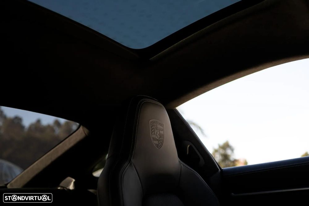 Porsche 911 (992) Turbo S PDK - 59