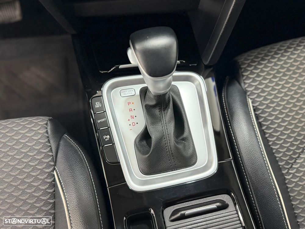 Kia XCeed 1.6 GDi PHEV Drive - 11