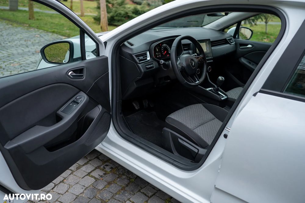 Renault Clio BLUE dCi 85 BUSINESS EDITION - 25