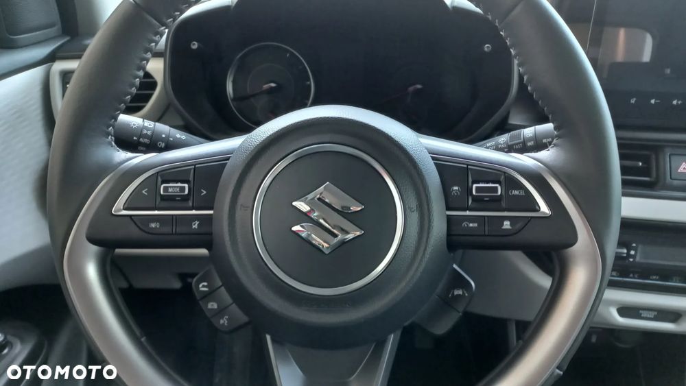 Suzuki Swift 1.2 Dualjet SHVS Premium Plus - 32