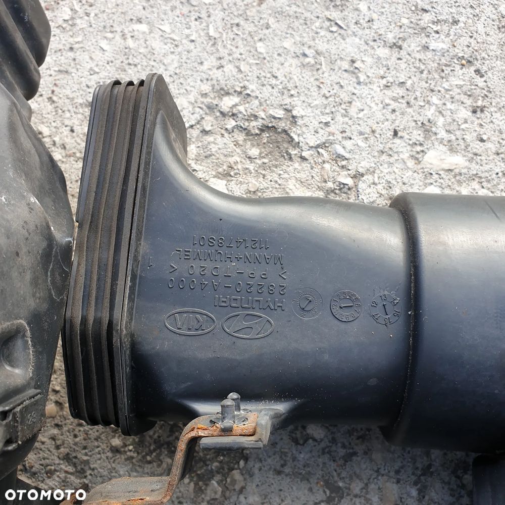 KIA CARENS IV 1.7 CRDI OBUDOWA FILTRA POWIETRZA REZONATOR 28220-A4000 28220-A4200 28164-2A500 - 4