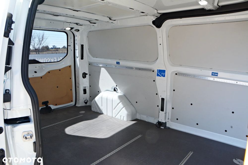 Ford Transit Custom - 9