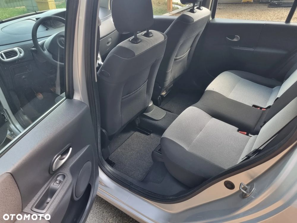 Renault Modus - 14