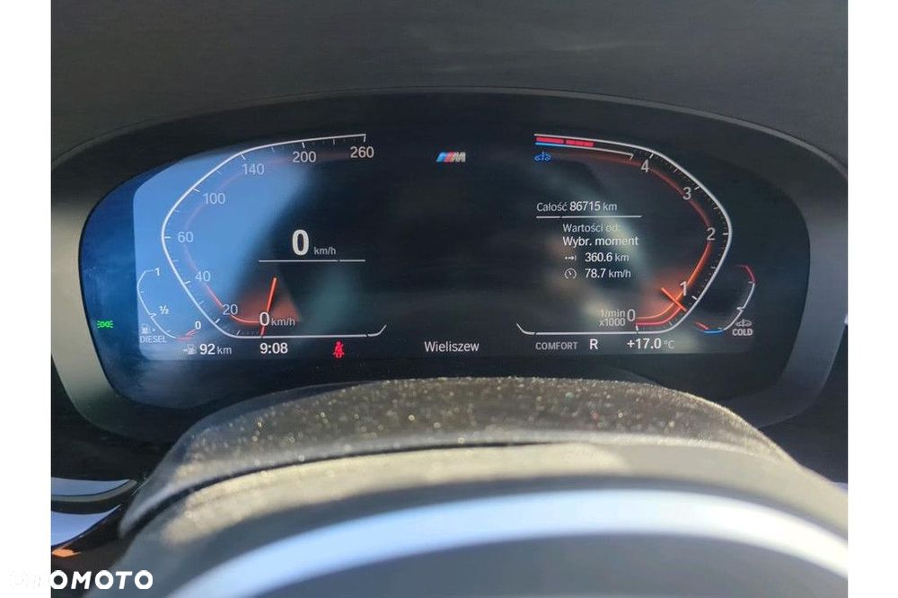 BMW Seria 5 520d xDrive - 13