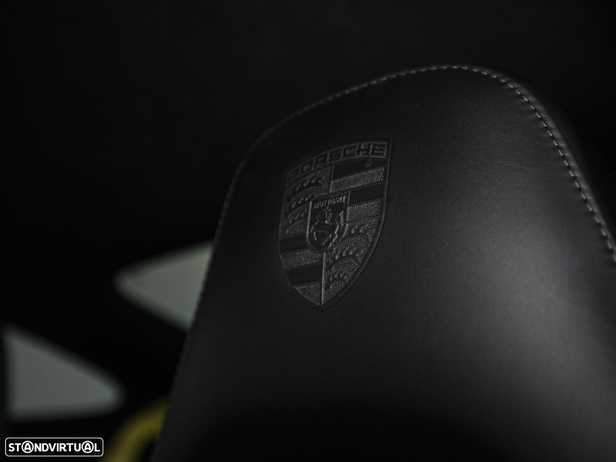 Porsche 911 (991) Turbo S PDK - 9