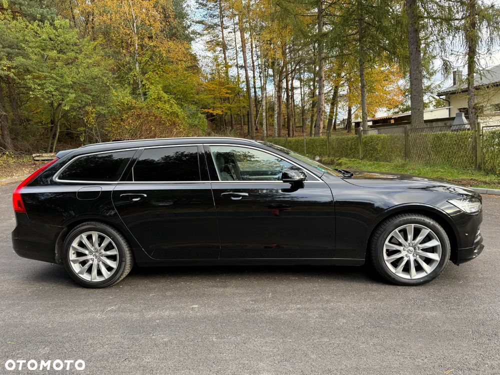 Volvo V90 D5 AWD Momentum - 8