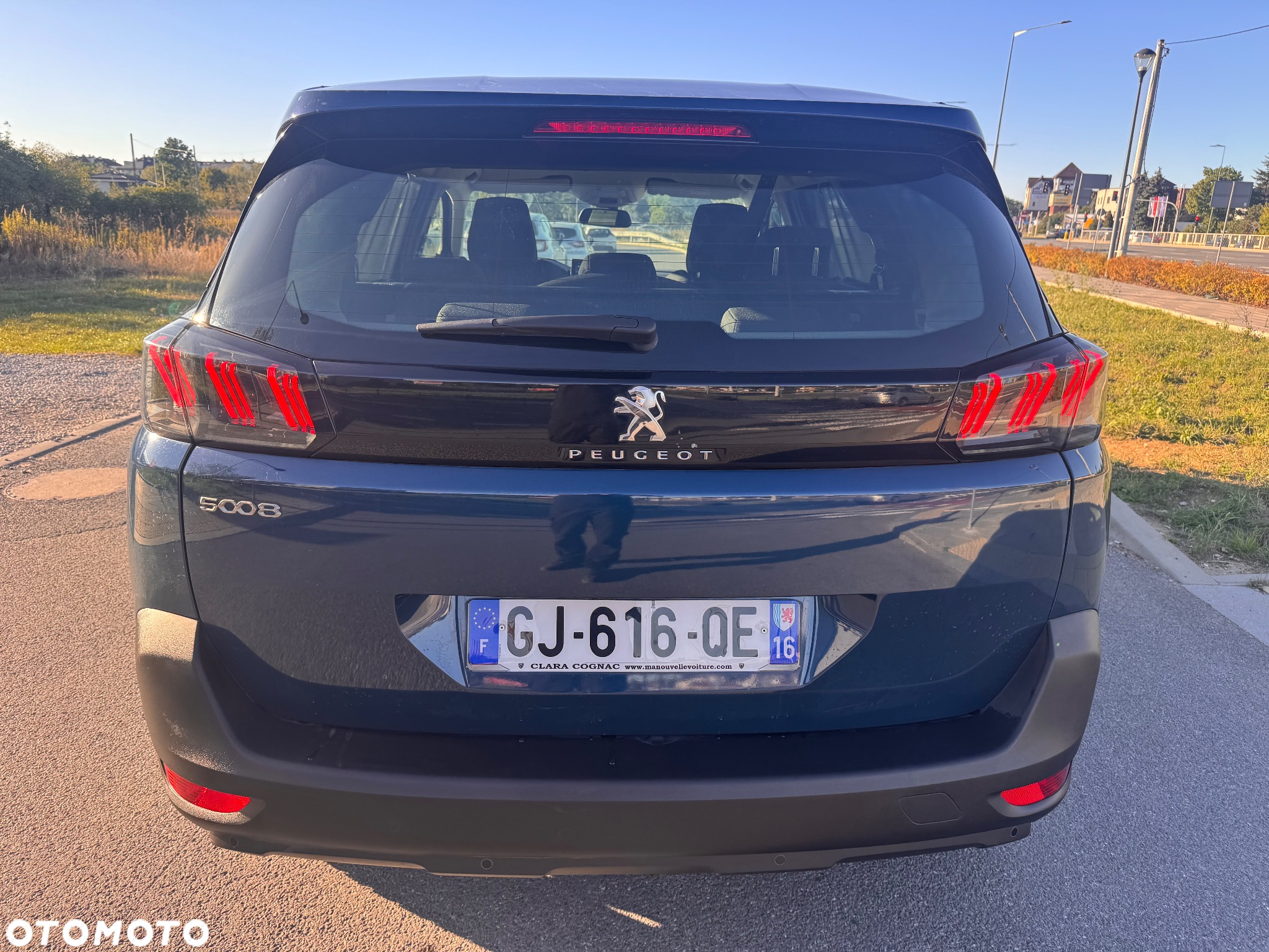 Peugeot 5008 1.5 BlueHDi Active Pack S&S EAT8 - 16