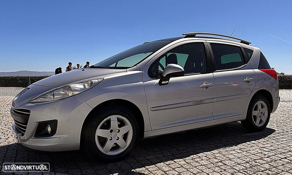Peugeot 207 SW 1.4 Premium - 6