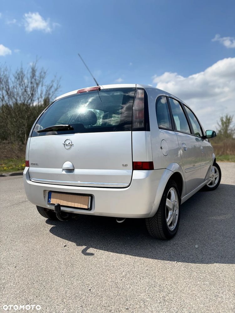 Opel Meriva 1.6 T OPC - 9