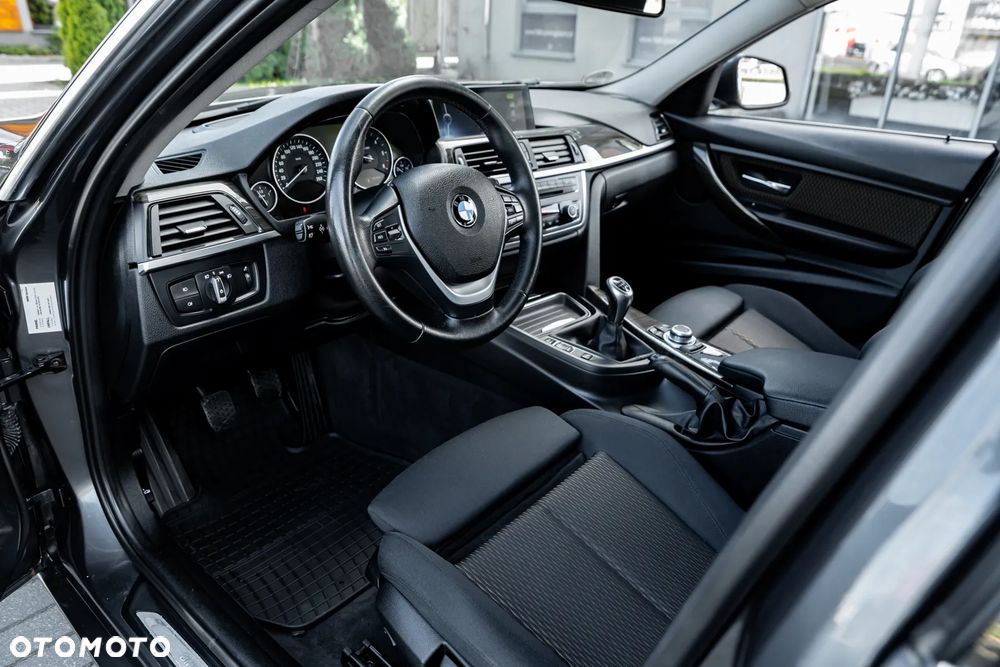 BMW Seria 3 320d Efficient Dynamic Edition - 8