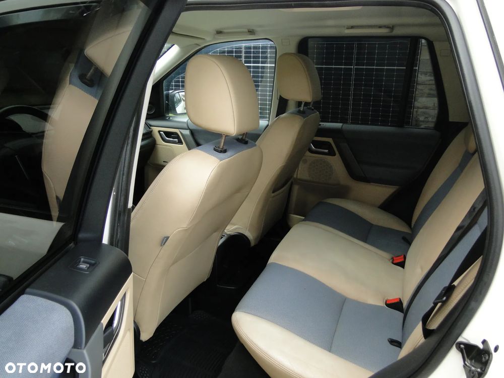 Land Rover Freelander - 11