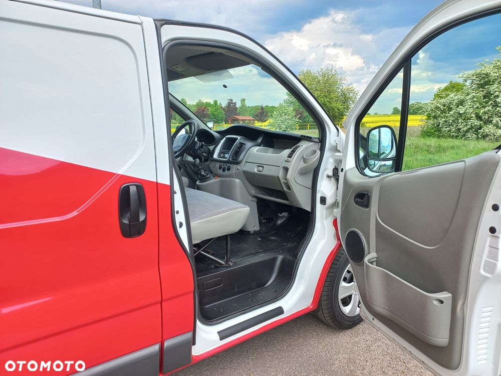 Renault TRAFIC 2.0 DCI KLIMATYZACJA 115KM 6 BIEGÓW Z NIEMIEC SKRZYDEŁKA VIVARO - 12