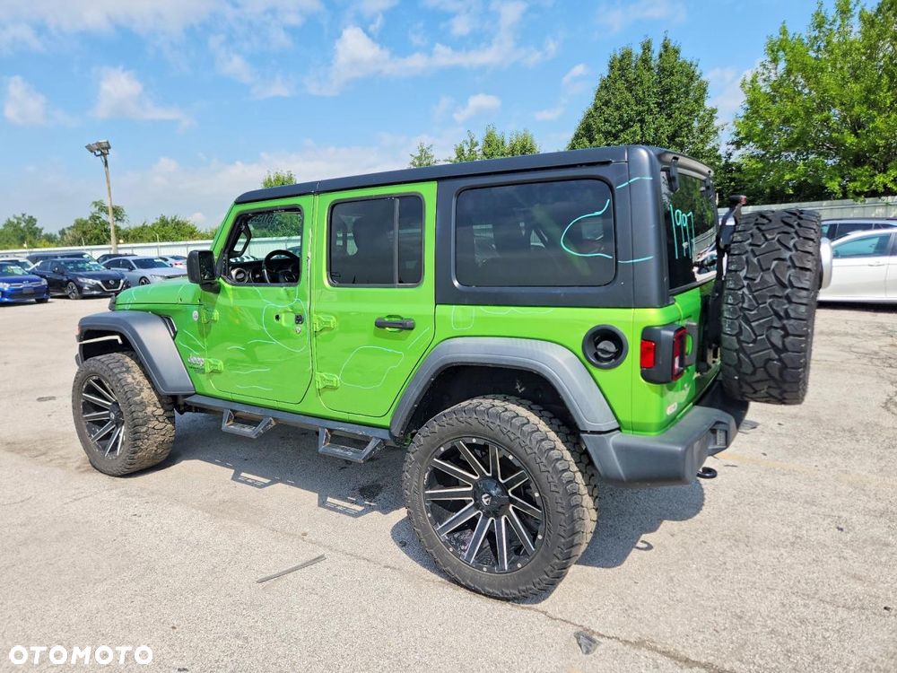 Jeep Wrangler - 3