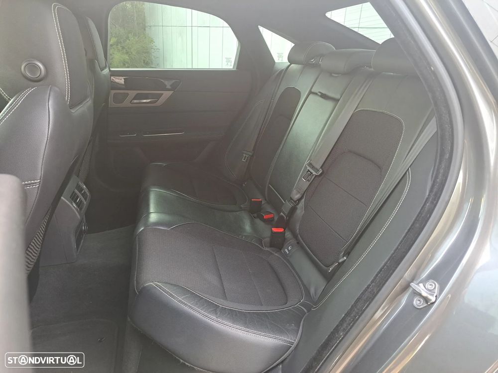 Jaguar XF E-Performance Aut. R-Sport - 26