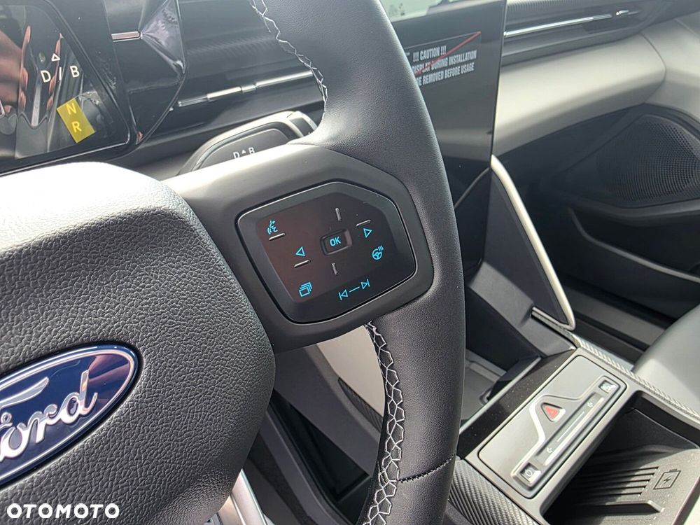 Ford Explorer - 22