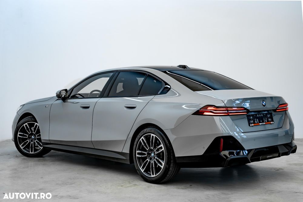 BMW Seria 5 520i Aut. - 7