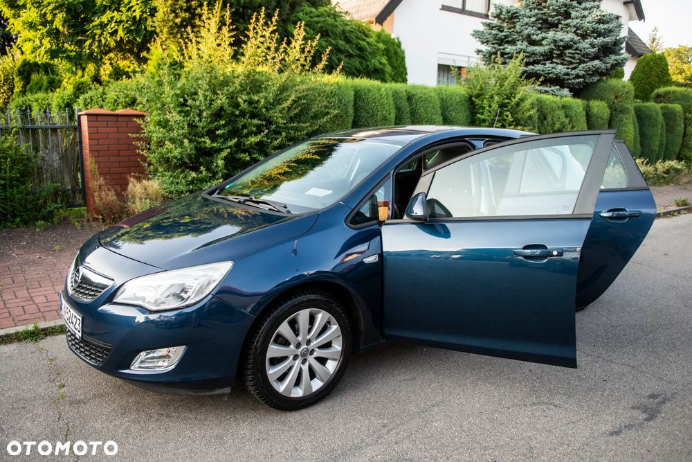 Opel Astra 1.6 ecoFLEX Start/Stop - 15
