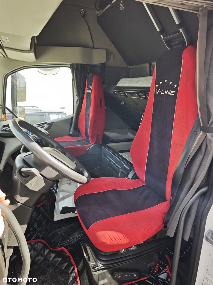 Volvo FH 500 Globe XL - 8