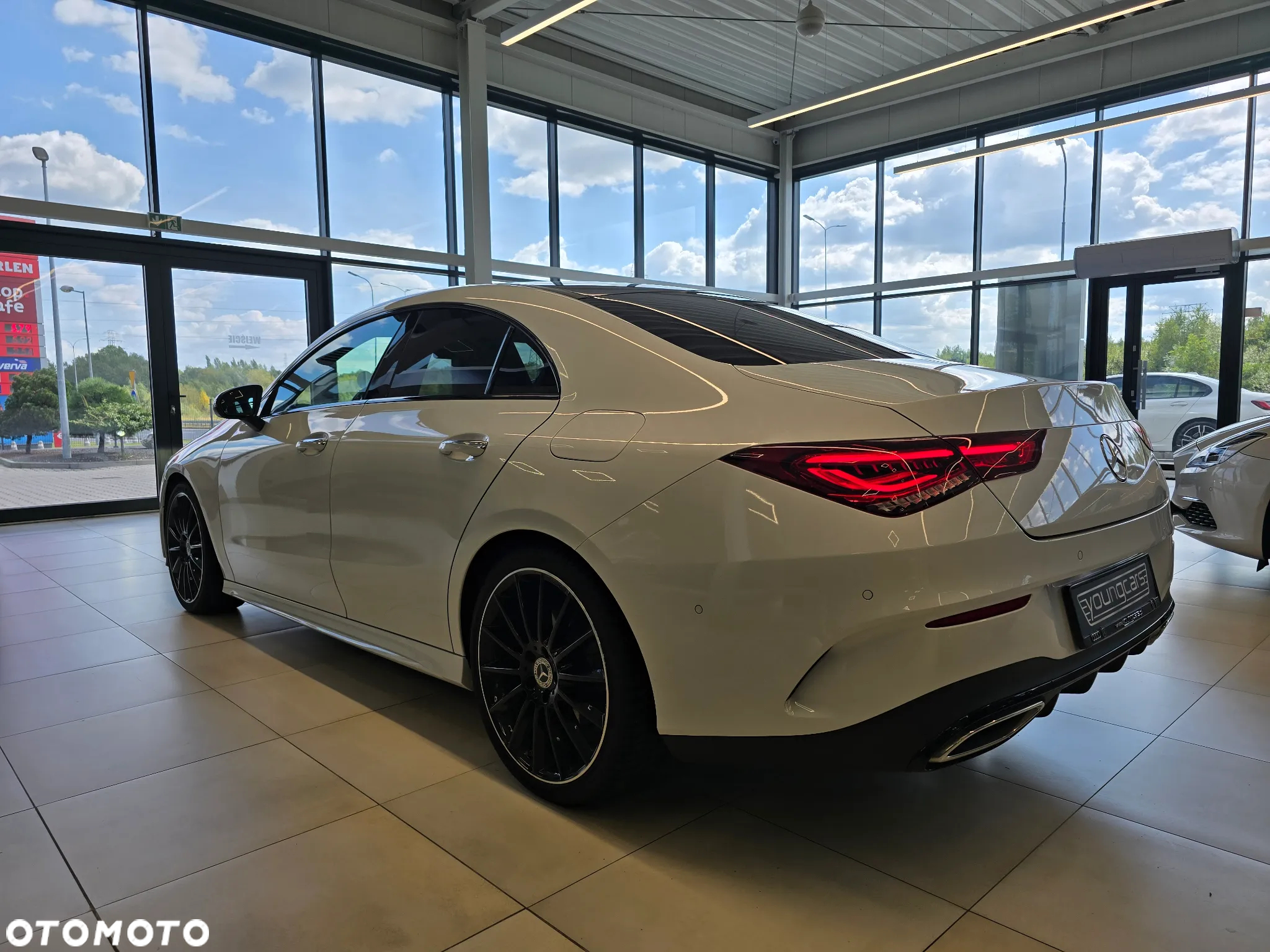 Mercedes-Benz CLA 200 4-Matic AMG Line 8G-DCT - 8