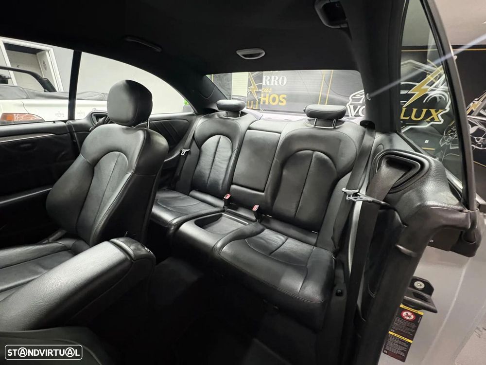 Mercedes-Benz CLK 220 CDi Avantgarde Aut. - 11