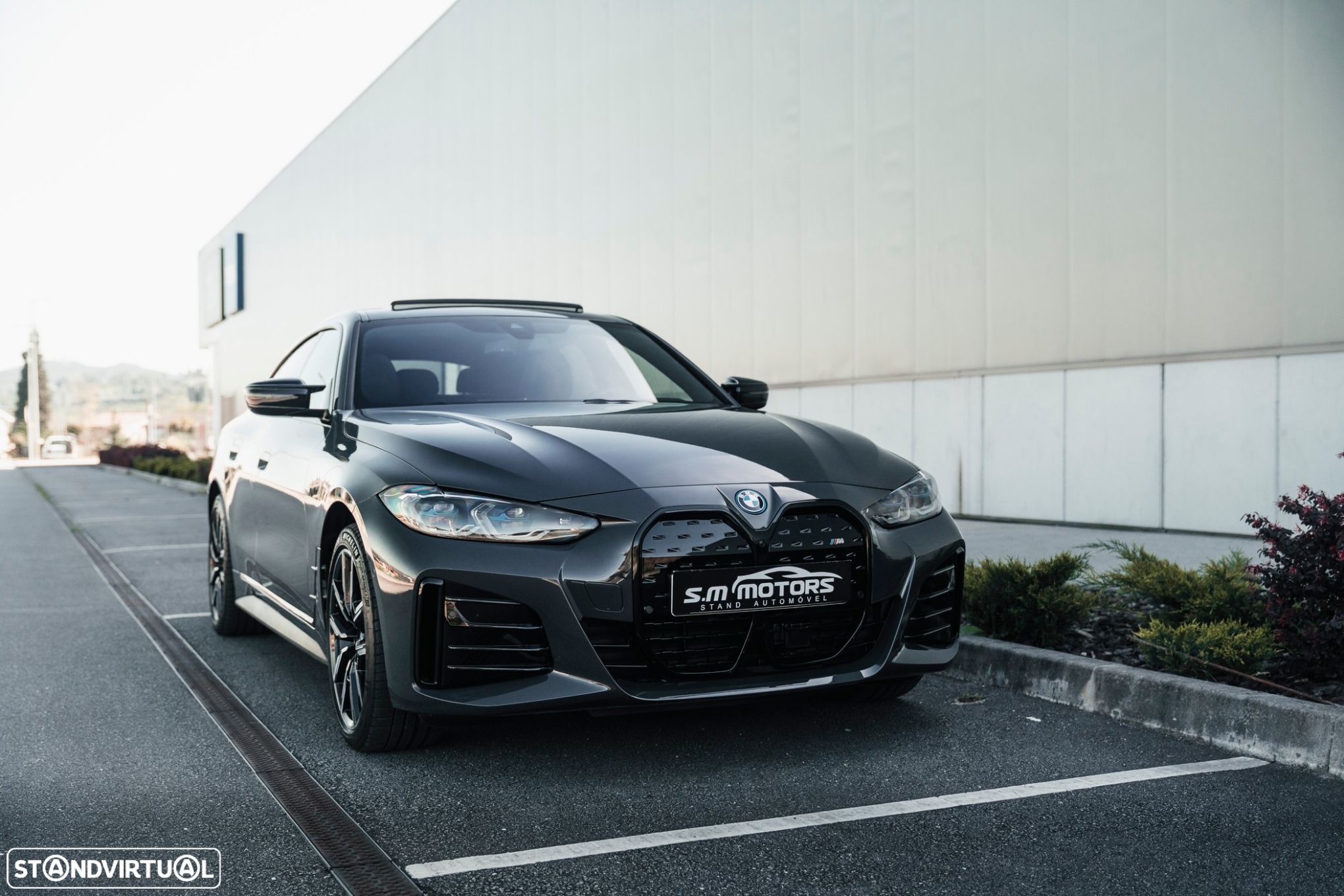 BMW i4 eDrive40 Desportiva M - 1