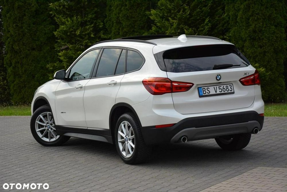 BMW X1 xDrive20d Advantage - 5