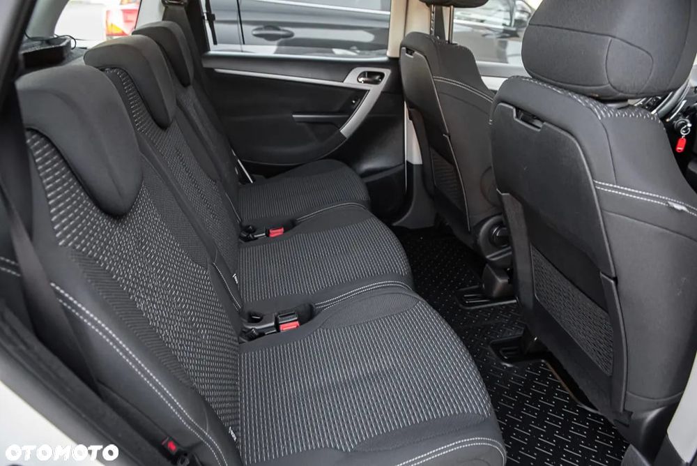 Citroën C4 Picasso 1.6 e-HDi FAP EGS6 Exclusive - 23