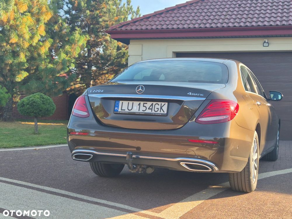Mercedes-Benz Klasa E 220 d 4-Matic 9G-TRONIC - 9