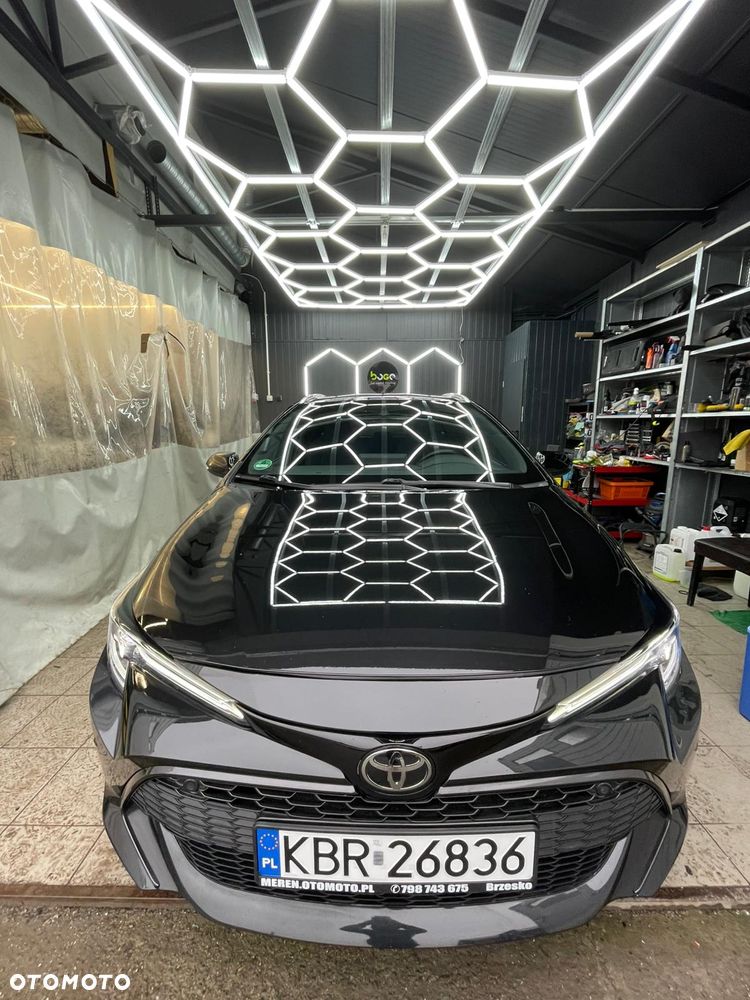 Toyota Corolla - 12