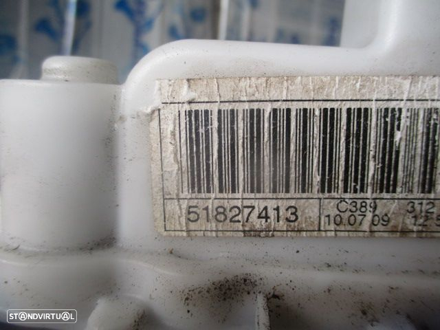 Fecho 51827413 FIAT 500 2010 1.2I 70 3P BRANCO Fe 5 Pinos - 2