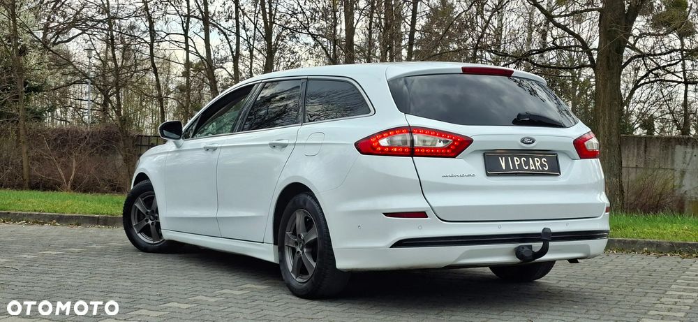 Ford Mondeo SW 2.0 TDCi S&S Titanium - 11