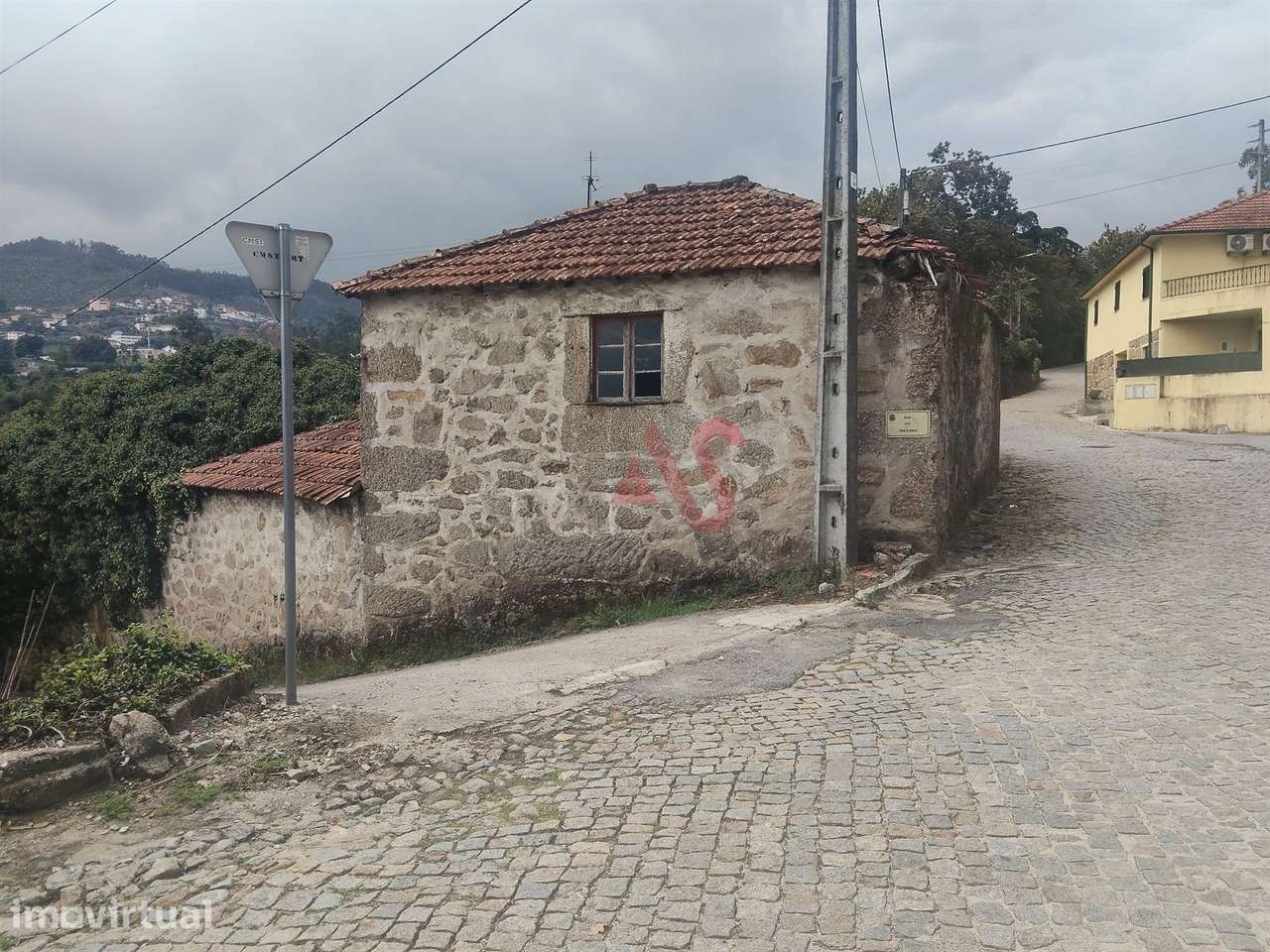Moradia para Restauro em Roriz, Santo Tirso | 2.000 m² de Terreno - Grande imagem: 4/8