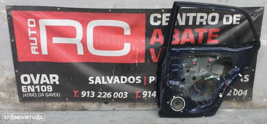Porta de Trás do Lado Direito Toyota Auris - 2