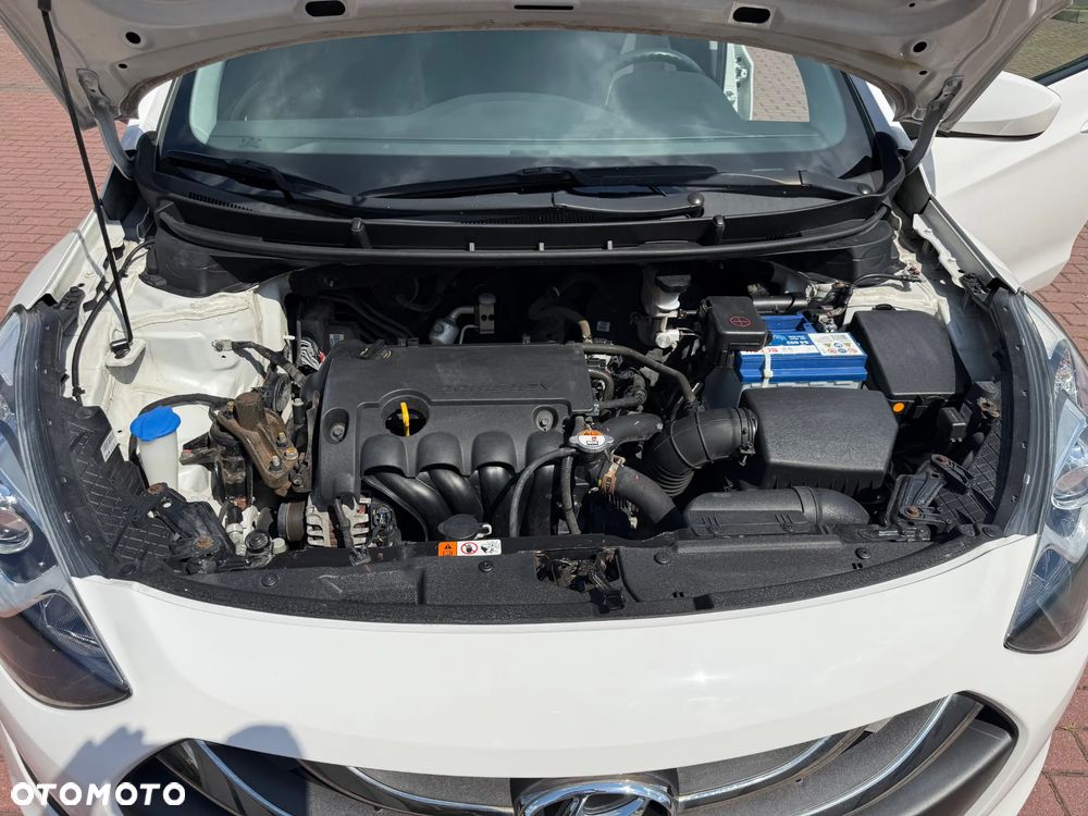 Hyundai i30 1.4 Comfort - 11