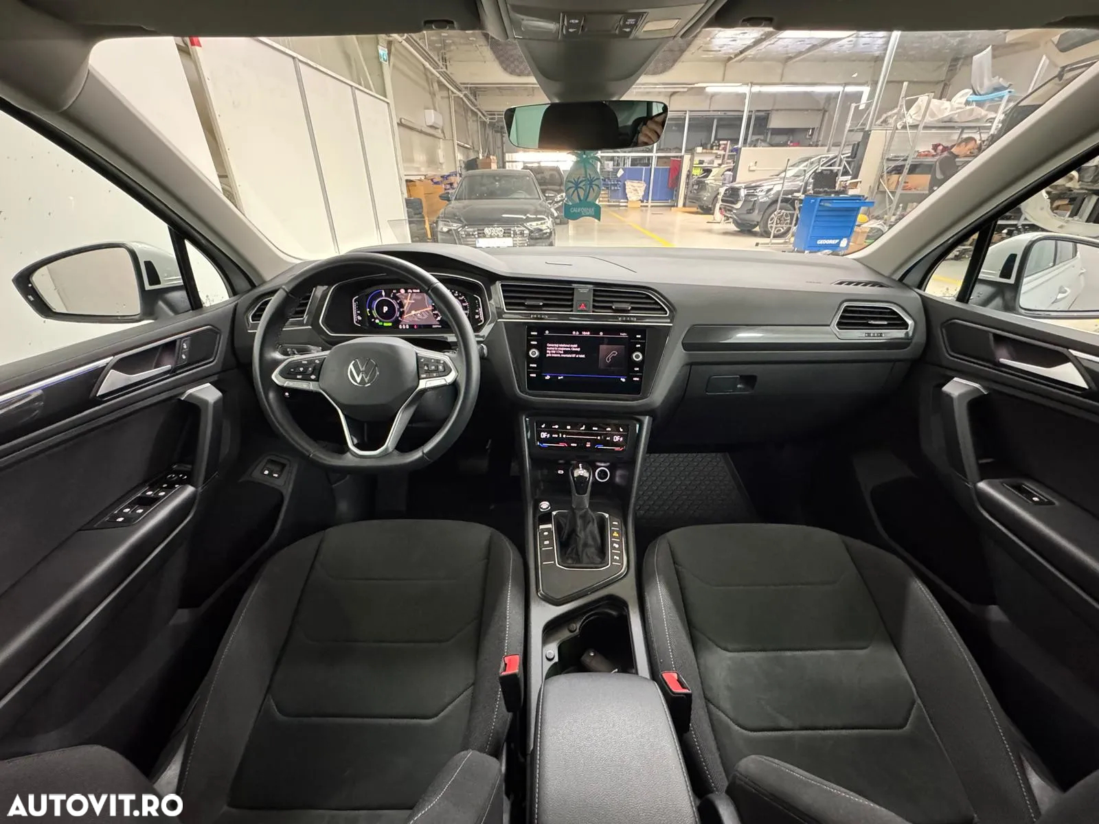 Volkswagen Tiguan 1.4 eHybrid OPF Elegance - 12