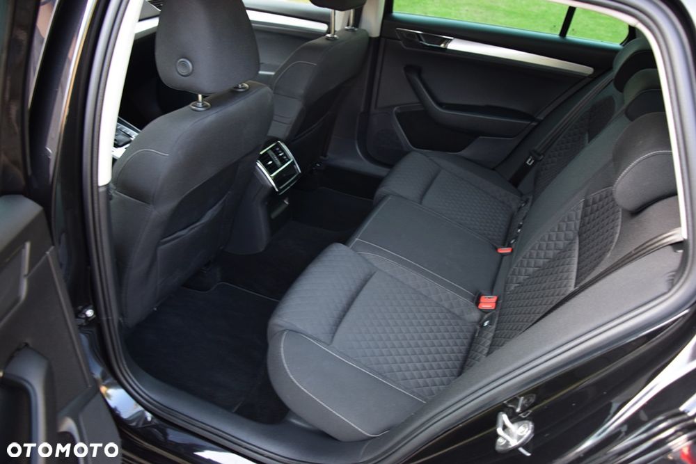 Skoda Superb 2.0 TDI Ambition DSG7 - 16