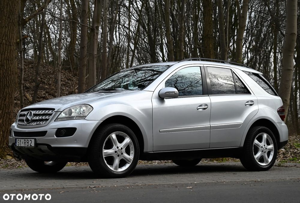 Mercedes-Benz ML - 12