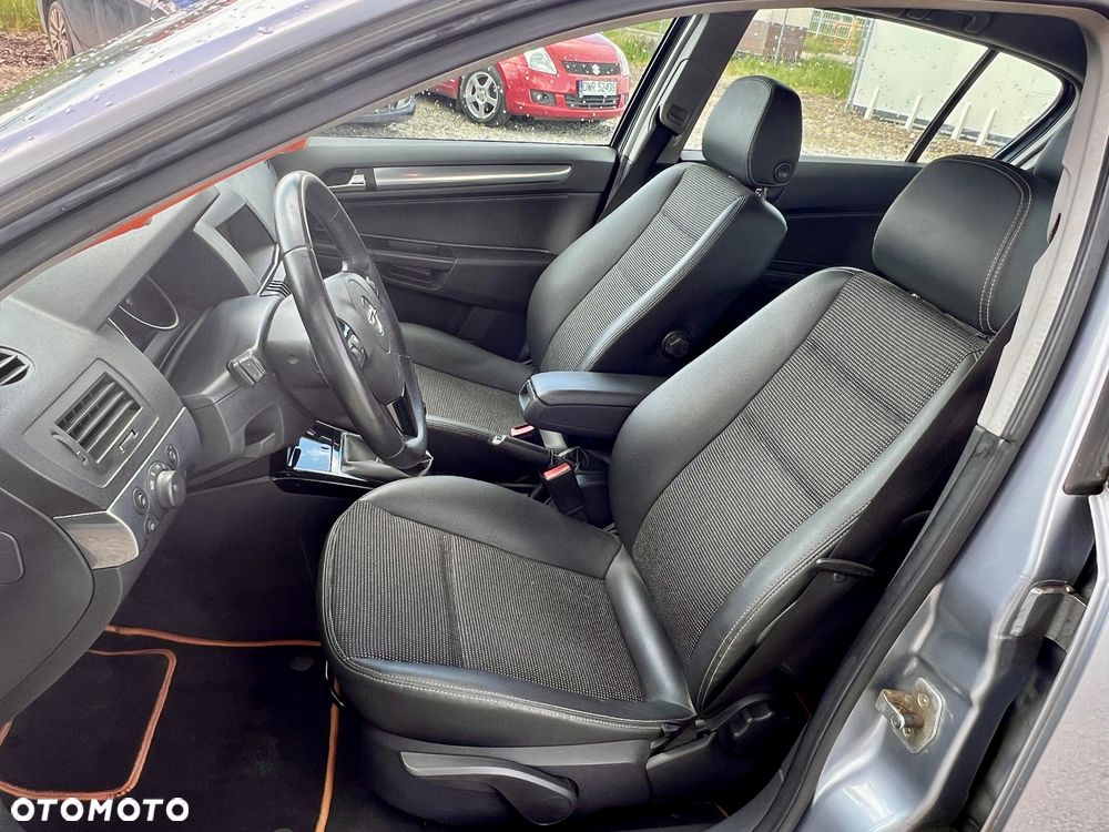 Opel Astra 2.0 Turbo Cosmo - 7