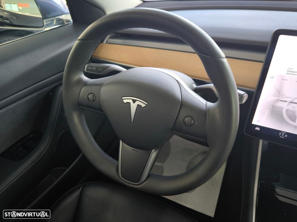 Tesla Model 3 Long-Range Dual Motor AWD - 17