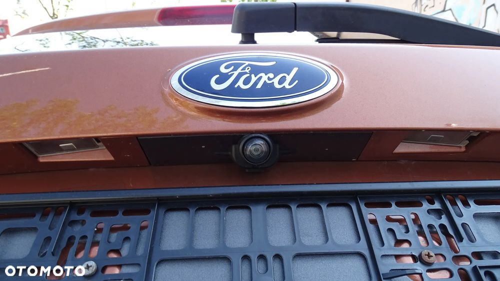 Ford Kuga - 22