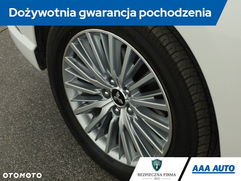 Mitsubishi Outlander - 21
