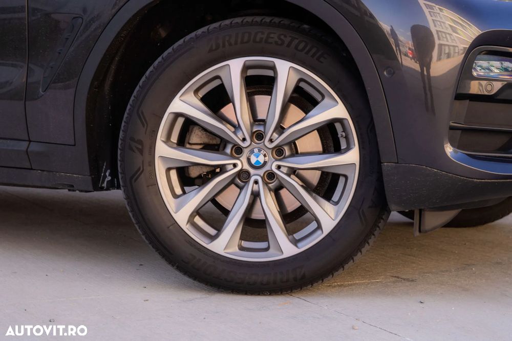 BMW X4 xDrive20d AT MHEV - 9