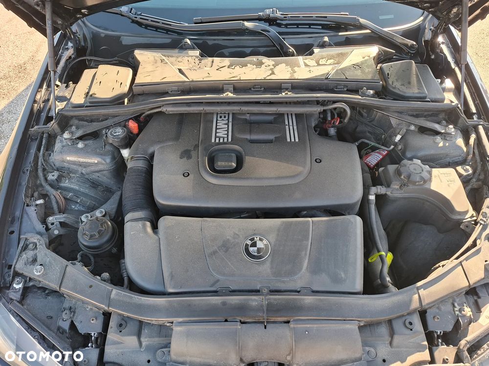 BMW Seria 3 - 16