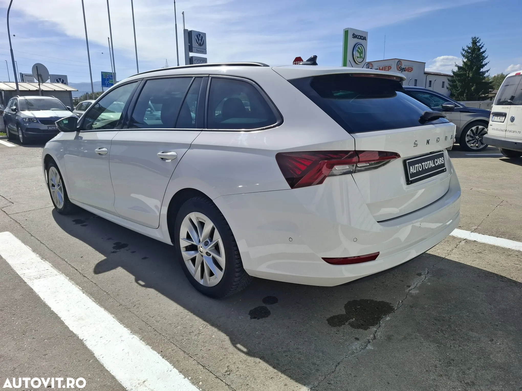 Skoda Octavia Combi 2.0 TDI DSG Style - 5