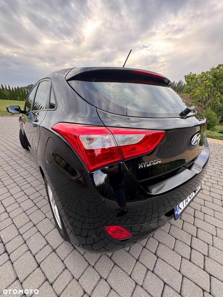 Hyundai i30 1.4 Premium - 13